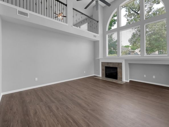 2103 Winding Hollow Court, Conroe TX 77385