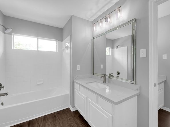 2103 Winding Hollow Court, Conroe TX 77385