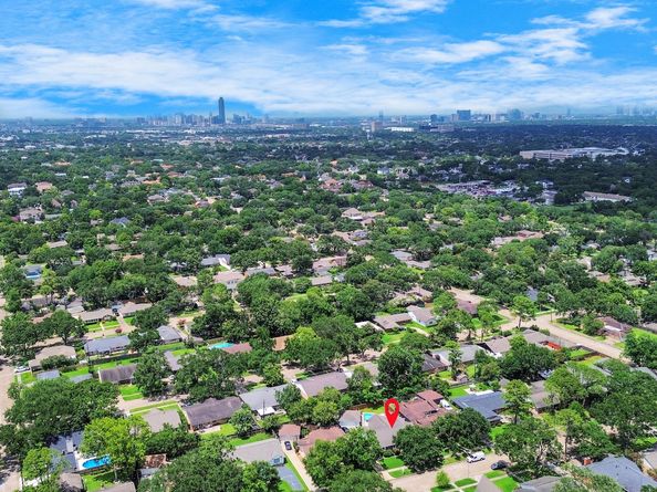 5422 Jason Street, Houston TX 77096