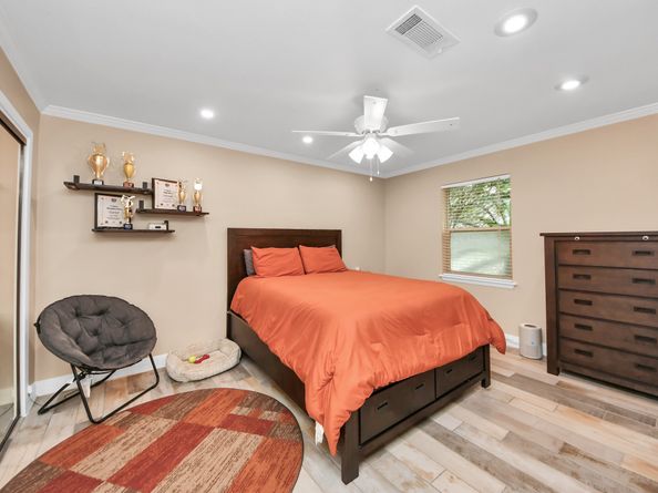5422 Jason Street, Houston TX 77096