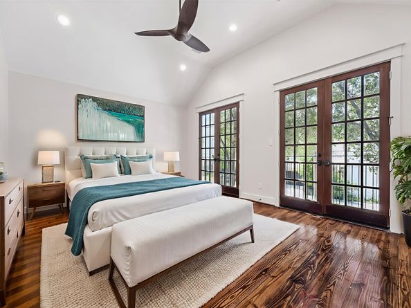5510 Larkin Street A, Houston TX 77007