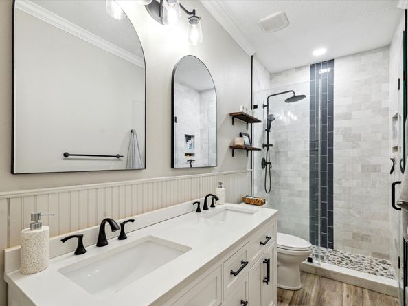 132 W Bonneymead Circle, The Woodlands TX 77381