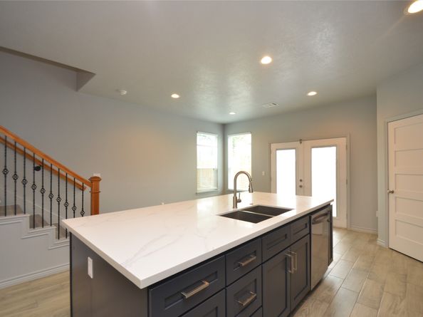 9828 Tuffly Street, Houston TX 77029