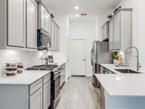 9113 La Pau Lane, Houston TX 77051