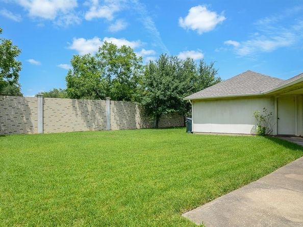 2503 Hodges Bend Circle, Sugar Land TX 77479