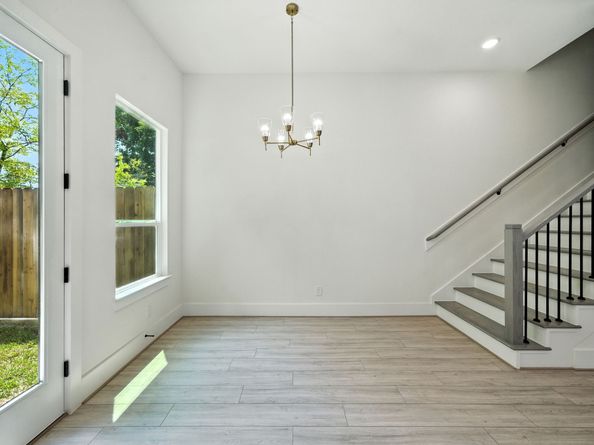 7117 England Street C, Houston TX 77021