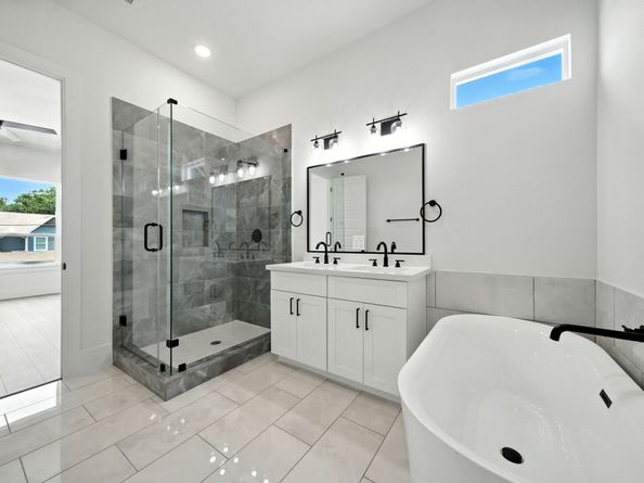 7117 England Street C, Houston TX 77021