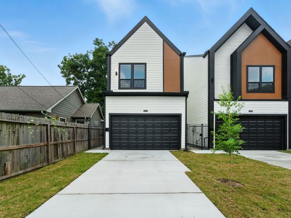 7117 England Street C, Houston TX 77021