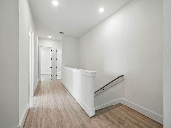 7117 England Street C, Houston TX 77021