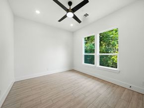 7117 England Street C, Houston TX 77021