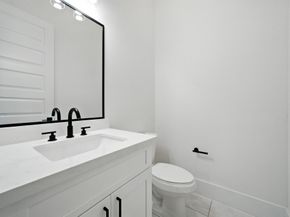 7117 England Street C, Houston TX 77021