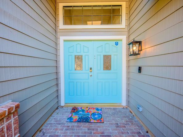 8550 Sparkling Springs Drive, Houston TX 77095