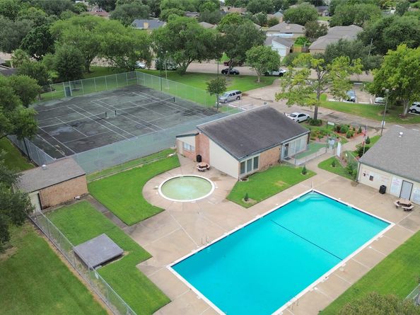 7140 S Dairy Ashford Road, Houston TX 77072