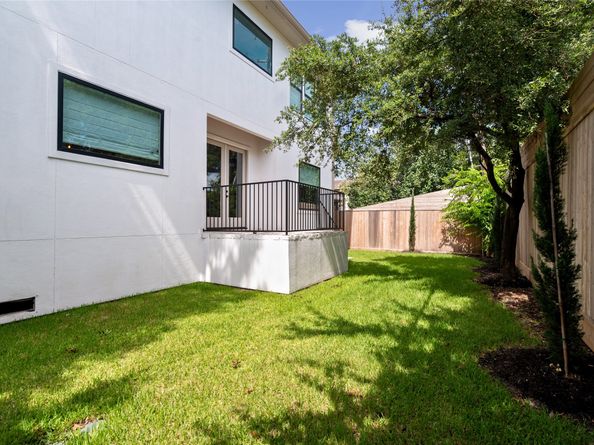 2317 Sheridan Street, Houston TX 77030