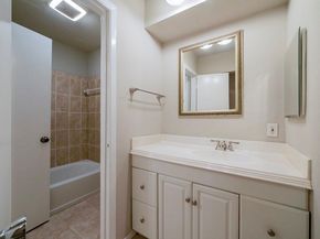 1411 Ramada Drive 1411, Houston TX 77062
