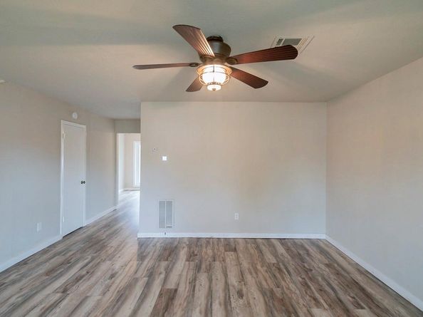 1411 Ramada Drive 1411, Houston TX 77062