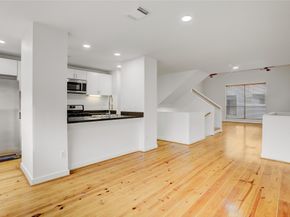 2720 Chenevert Street, Houston TX 77004