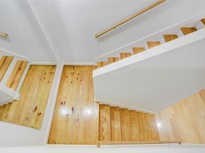 2720 Chenevert Street, Houston TX 77004