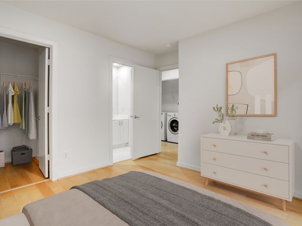 2720 Chenevert Street, Houston TX 77004