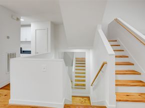 2720 Chenevert Street, Houston TX 77004