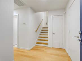 2720 Chenevert Street, Houston TX 77004