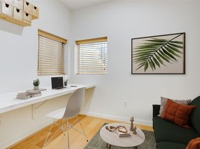 2720 Chenevert Street, Houston TX 77004