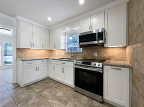 1011 Kempsford Drive, Katy TX 77450