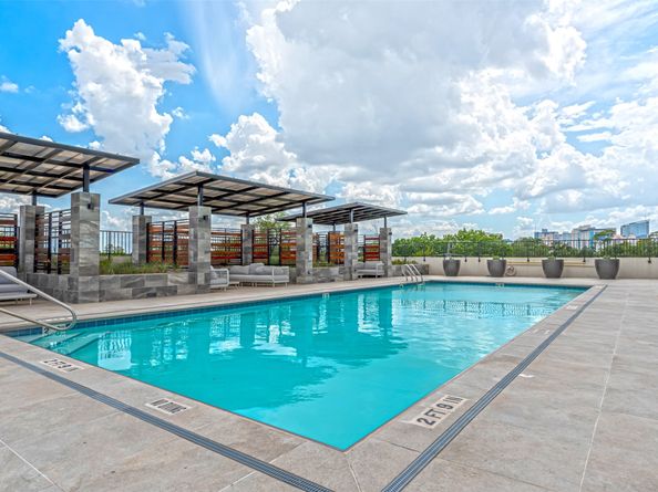 1701 Hermann Drive 21A, Houston TX 77004