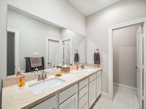 239 W 27th Street, Houston TX 77008
