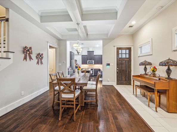 239 W 27th Street, Houston TX 77008