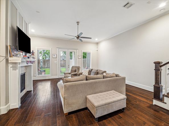 239 W 27th Street, Houston TX 77008