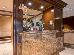 3525 Sage Road 1703, Houston TX 77056