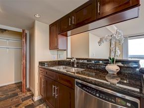 3525 Sage Road 1703, Houston TX 77056