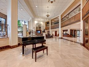 3525 Sage Road 1703, Houston TX 77056