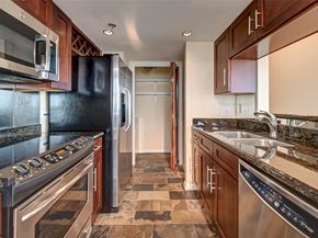 3525 Sage Road 1703, Houston TX 77056