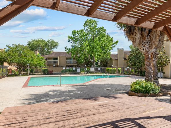 9431 Pagewood Lane, Houston TX 77063