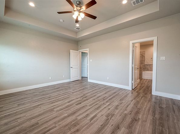 7703 Rainbow Close Lane, Houston TX 77055