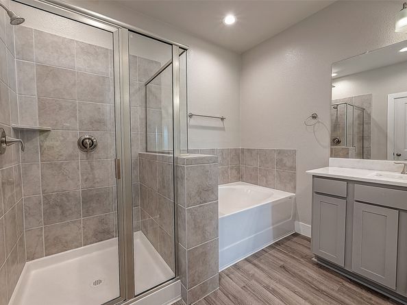 7703 Rainbow Close Lane, Houston TX 77055