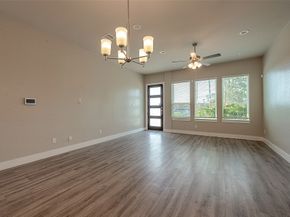 7703 Rainbow Close Lane, Houston TX 77055