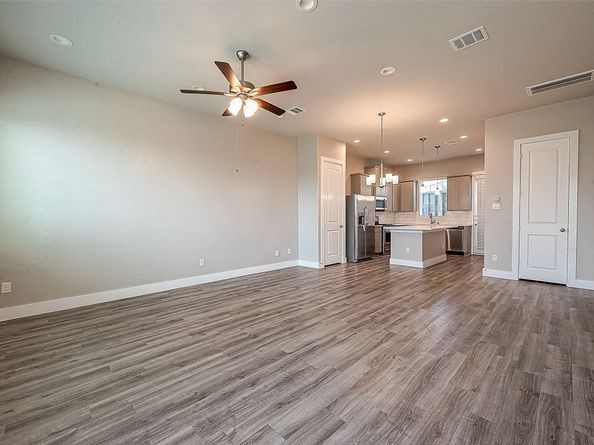 7703 Rainbow Close Lane, Houston TX 77055