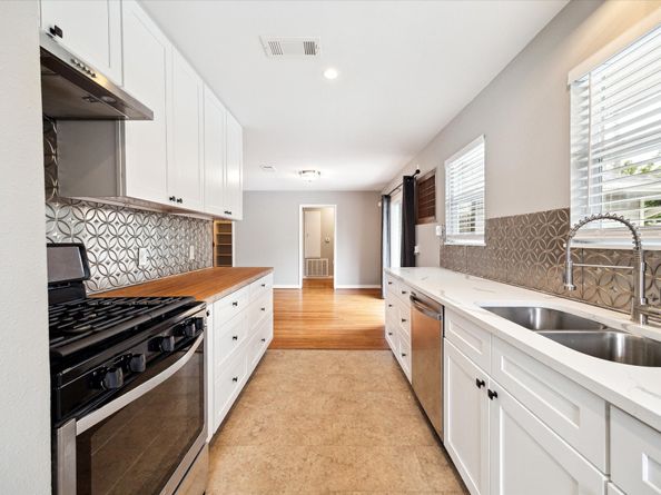 2009 Sedgie Drive, Houston TX 77080