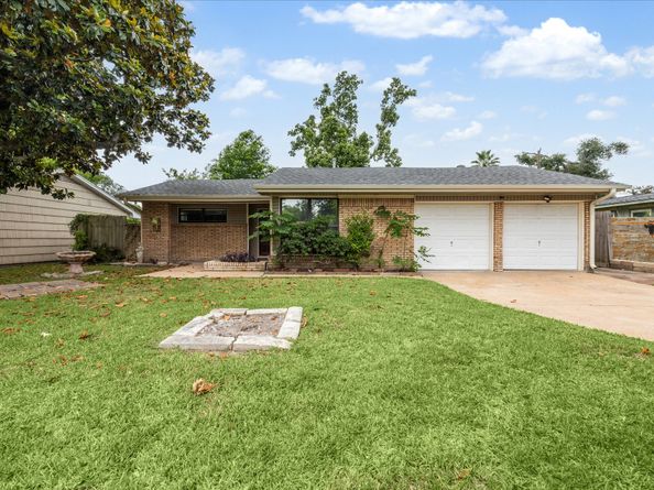 2009 Sedgie Drive, Houston TX 77080