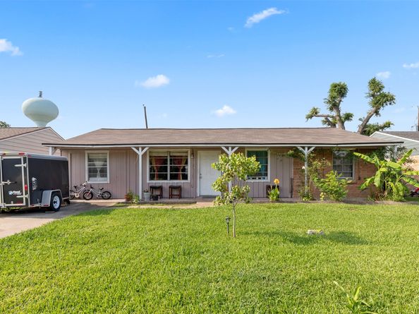 3814 Ripplebrook Drive, Houston TX 77045
