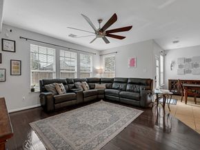 3727 Norwood Glen Lane, Friendswood TX 77546