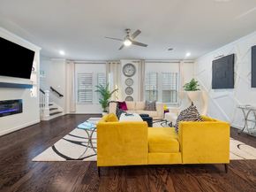 4008 Centre Glen Drive, Houston TX 77043