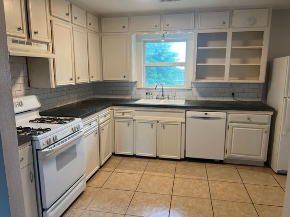 8515 Kempridge Street, Houston TX 77080
