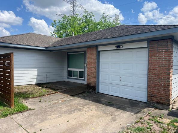 8515 Kempridge Street, Houston TX 77080