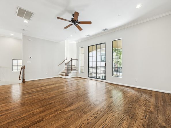 5308 Larkin Street B, Houston TX 77007