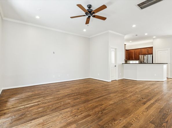 5308 Larkin Street B, Houston TX 77007