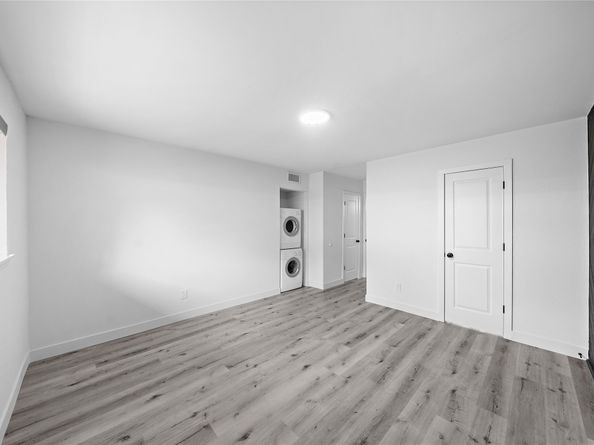 1106 W Tri Oaks Lane 134, Houston TX 77043